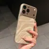 Funda de Teléfono con Ondas de Agua Instantáneas Adecuada para Apple 17Promax Moderna 11/12 Estilo Femenino Protección de 15 Lentes