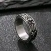 Anillos Europeos y Americanos de Acero de Titanio para Hombres, Anillos Giratorios de Acero Inoxidable Negro Fundido Punk Hip-Hop, Joyería de Mano para Hombres, Fabricantes al por Mayor