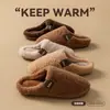 Zapatillas de Algodón Sencillas para Mujer 2026 Nuevo Estilo Invierno para Interiores Hogar Cálidas Con Felpa Adicional Antideslizantes Domésticas de Piel Hombre