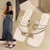 Pantuflas de tacón medio para mujer, verano para exterior 2025, nuevo estilo francés, a la moda, combinables con todo, tacón pequeño grueso, sandalias retro