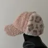 Chapéu de Voo Xadrez de Lã de Cordeiro Japonês para Mulheres Inverno Retro Quente Protetor de Orelhas Boné Bico de Pato Chapéu Trapper para Homens
