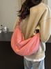 Bolso Cruzado de Hombro Casual Simple de Color Sólido Todo Fósforo Ligero para Viajero Nuevo de Otoño e Invierno para Comercio Exterior Bolso Dumpling