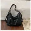 Bolsa Tote Retro Grande Capacidade Transfronteiriça, Mochila Multifuncional para o Dia a Dia, Bolsa de Ombro de Luxo Feminina para Primavera e Verão, Bolsa Transversal