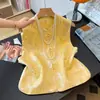 Colete Redutor de Idade de Seda com Qualidade Garantida para Mulheres de Meia-Idade, Novo Estilo Chinês Clássico Jacquard com Bordado Aprimorado e Estilo Tradicional Chinês