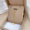[Acero de titanio de cuerpo completo] borla estrella horno minimax oro real collar femenino Ins Redes sociales cadena de clavícula accesorios