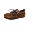 Sapatos de salto único populares, casuais e versáteis