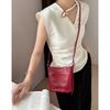 Bolsa Saco Vintage de Couro de Primeira Camada para Mulheres, Couro Genuíno Estilo Minimalista Modelo Novo 2026, Bolsa de Ombro Único Transversal Niche para Mulheres, Bolsa de Axila