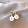 Pendientes de Borla de Perlas Estilo Francés con Cierre de Plata 925 para Mujer, Tachuelas de Temperamento de Lujo Ligero, Nuevo Modelo 2026, Pendientes de Alta Gama para Primavera y Verano