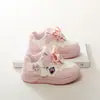 Sapatos Infantis Sapatos Brancos 2026 Nova Primavera Casual Tênis de Skate Infantil Solado Macio Mais Vendidos Tênis Esportivos Meninas Bebê