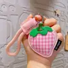 Tecido Original Xadrez Couro de Fruta Chaveiro Pingente Lembrancinha Pingente de Chaveiro Criativo Boneca Pequena Venda por Atacado