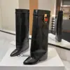 Botas de Falda de Punta Fina Stiletto de Metal con Hebilla de Metal de Gama Alta Europeas y Americanas con Tacones Altos de Pedrería Moda Botas Altas para Mujer