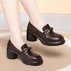 Sapatos Loafer Slip-On para Dropshipping, Sapatos de Mãe, Sapatos de Couro, Sapatos Individuais Versáteis para Primavera e Outono, Sapatos de Salto Médio-Alto Femininos, Sapatos Femininos de Sola Grossa