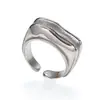 Nuevo Anillo de Acero de Titanio con Patrón de Ola Geométrica Dulce y Fresco para Mujer Diseño de Nicho Estilo Fresco Anillo Abierto Venta al por Mayor