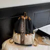 Nueva Bolsa Versátil Ligera para Senderismo y Montañismo al Aire Libre, Mochila de Moda de Color Contrastante, Bolsa de Gran Capacidad para Camping, Bolsa de Viaje