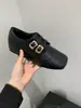 Mocasines cálidos sin cordones con interior elevador de altura y hebilla retro tallada estilo británico para mujeres menudas