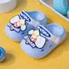 Novedad de Verano Estilo Hueco Transpirable Zuecos de Superhéroe para Niños con Suelas Suaves, Protección para los Pies y Diseño de Punta Cerrada para Guardería, Hogar y Playa