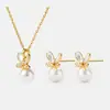 Set de Pendientes de Mariposa de Perla de Lujo y Cadena para Clavícula, Moda de Lujo Ligero con un Toque de Alta Gama, Venta al por Mayor para Mujeres