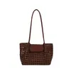 Bolso de Hombro Cruzado con Patrón Tejido de Nicho para Mujer 2026 Nuevo Verano Moda de Alta Gama Tendencia Bolso Tipo Cesta de un Solo Hombro