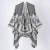 Chal de Outerwear Exótico de Alta Gama para Mujer, Atuendo de Estilo Étnico para Viajes a Xinjiang Xizang Sichuan, Capa Gruesa