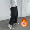 Pantalones para Hombre Primavera y Otoño Forrados de Polar Moda Coreana Color Sólido Holgados Cortos Casuales Estilo Hong Kong Pierna Recta Cordón Pantalones Rectos