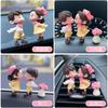 Adornos Celebrantes de Internet para Coche al por Mayor Accesorios para Coche Coche Coche Lindo Muñeco de Pareja Besándose Adornos de Decoración para Coche Eléctrico para Mujeres
