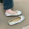 Primer Encuentro con los Nuevos Zapatos Planos de Ballet Satinados Redondos de Lunares con Lazo de Temporada de Primavera, Mocasines Planos Pequeños
