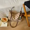 Bolso de hombro tote cruzado 2026 estilo coreano nuevo lunares gran capacidad retro moda casual nicho para commuters