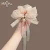 Goma para el pelo de alta gama con lazo de gasa y perlas, con flores, elegante y delicada, para mujeres, perfecta para coletas