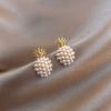 Pendientes de diamantes de imitación de verano geométricos de temperamento de moda de alta gama para mujer, delgados, sin recoger, pendientes rojos de red de aire de súper hada