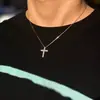 Cadena de Clavícula para Hombre Cruz Europea y Americana Simple Lujo Ligero Versátil Incrustada con Diamantes Completos Accesorios Colgante de Moda F