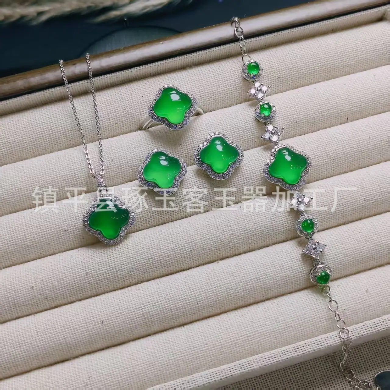 微信图片_20251108004919_2957_255.j