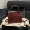 Bolso de Hombro Cruzado de Moda Vintage de Alto Estilo con Patrón de Cocodrilo en Relieve Nuevo Verano 2026