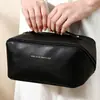Bolsa de maquillaje con forma de almohada, bolsa de almacenamiento de cosméticos personalizada de gran capacidad, neceser portátil de PU impermeable para mujer