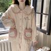 Pijamas sólidos al por mayor para mujer otoño e invierno nuevos lindos cárdigan de dibujos animados polar coral jacquard terciopelo cálido engrosado ropa para el hogar