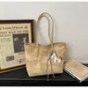 Bolso Grande de Un Solo Hombro Estilo de Alta Gama para Mujer, Nuevo Modelo 2026, Bolso Tote Versátil de Gran Capacidad para Estudiantes que Asisten a Clase