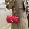 Bolso de mujer 2024, nuevo bolso de hombro con cadena rómbica, de nicho textil, combinable, bandolera pequeña cuadrada de moda.