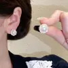 Pendientes de Perla Geométricos Elegantes de Lujo Ligero Microincrustados de Circonita Nicho de Gama Alta Simples Pendientes de Moda Versátiles Pendientes