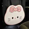 Lindas alfombrillas protectoras para el coche con diseño de gato y lazo, diseñadas para proteger tu coche de la suciedad y el desgaste, y servir como decoraciones creativas de dibujos animados.