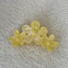 Férias de Verão Vento Amarelo Branco Flor de Ovo Presilha Avançada Sensação Doce Cabelo Sizzy Presilha Tubarão 2025 Acessórios de Cabelo Novo Estilo