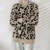 Nuevo suéter de invierno para hombre estilo coreano con bloques de color y estampado de leopardo de forro polar con cuello redondo, tejido de punto pullover vintage moderno de alta gama
