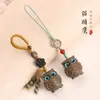 Colgante llavero de búho tallado en sándalo verde para hombre, llavero creativo y lindo, colgante para bolso para mujer