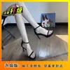 Colección de verano 2026: Sandalias de plataforma versátiles e impermeables con diseño de una sola tira, que cuentan con un tacón delgado y un popular estilo de tacón alto.
