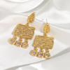 Pendientes de Declaración Niche de Latón Vintage Electrochapado con Oro Real, Aguja de Plata 925, Elegantes y Lujosos con Circonita, Qingdao