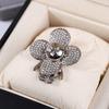 Broche de abeja retro europeo y americano, accesorio con incrustaciones de diamantes para chaqueta vaquera, decoración, alfiler de cuello occidental de alta calidad, joyería