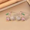 [Set] Collar de Cereza con Incrustaciones de Circonita Diamantada Completa Color Cobre Dulce Pendientes para Mujer Cadena de Clavícula Versátil Elegante de Gama Alta Joyería