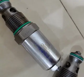 DB12120A-010-250V图片