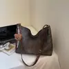 Bolsa Grande Retro Fosca Feminina de Grande Capacidade 2026 Nova Mochila Casual Outono/Inverno Bolsa Tote para o Dia a Dia