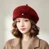 Boina de lana de cordero Melard, boina cálida de otoño e invierno para mujer, gorro de pintor, adelgazante del rostro, sombrero artístico, moderno