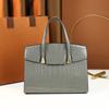 Bolsa de Hombro Tipo Mamá de Cuero Brillante Más Vendida Transfronteriza 2026, Bolso de Mujer de Gran Capacidad con Perlas de Alto Brillo, Elegante Bolso de Mano Platino para Mujer