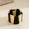 Pulsera ovalada de cuentas negras acrílicas estilo europeo y americano, pulsera vintage personalizada transfronteriza, joyería de nicho de alta gama para mujer
